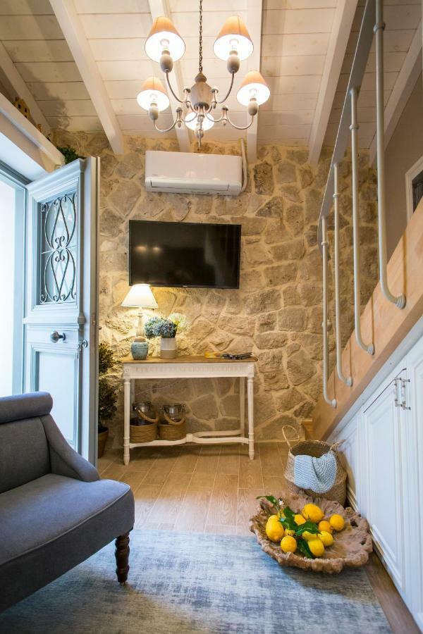 Lianelia Boutique Village House Argyrades Екстериор снимка